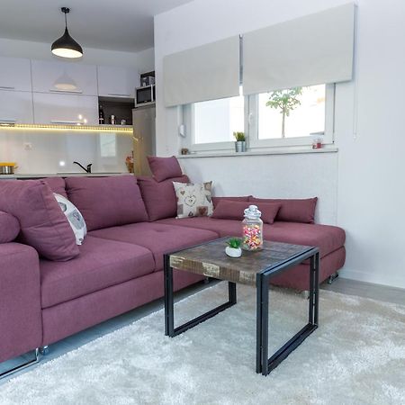 Apartments Tomana Novalja Ngoại thất bức ảnh