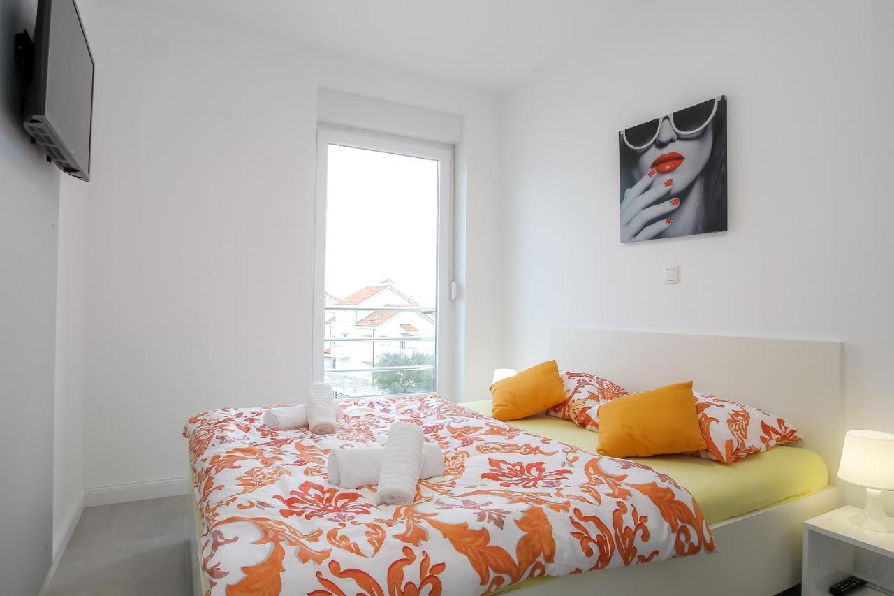 Apartments Tomana Novalja Phòng bức ảnh