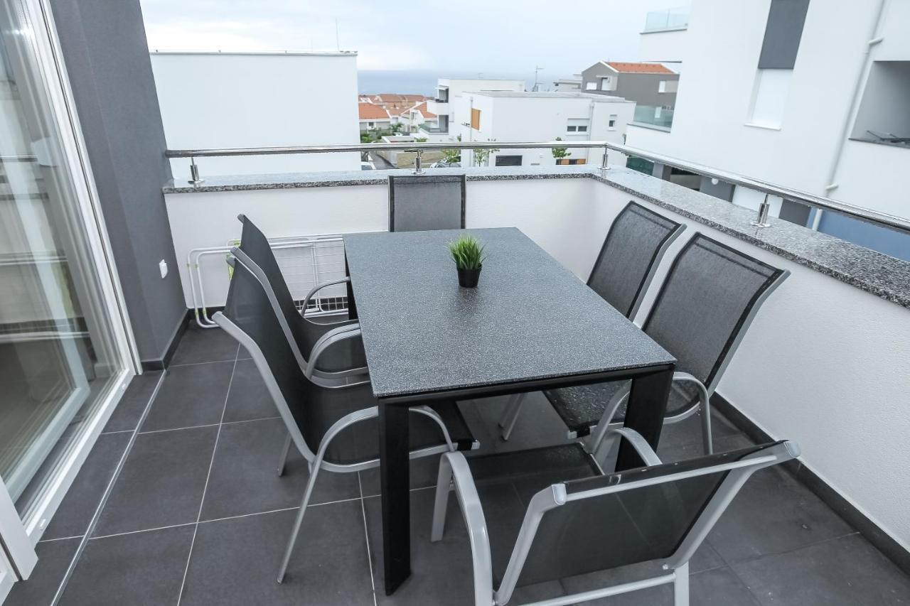 Apartments Tomana Novalja Ngoại thất bức ảnh
