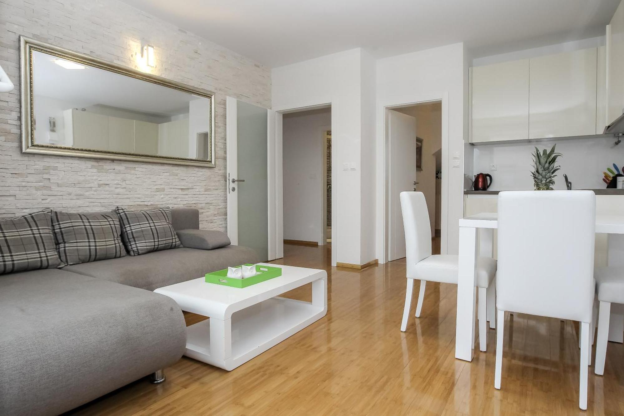 Apartments Tomana Novalja Phòng bức ảnh