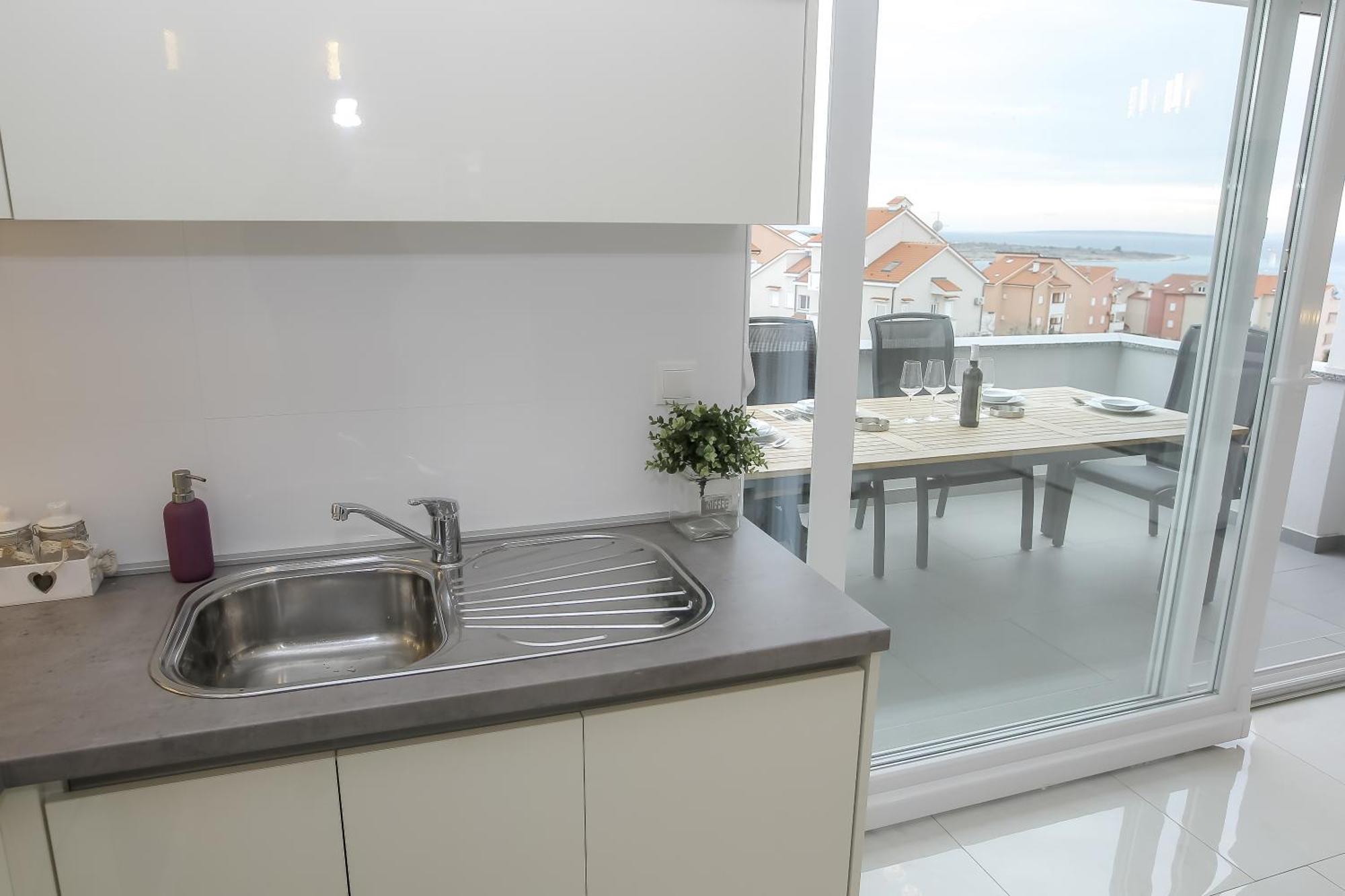 Apartments Tomana Novalja Phòng bức ảnh