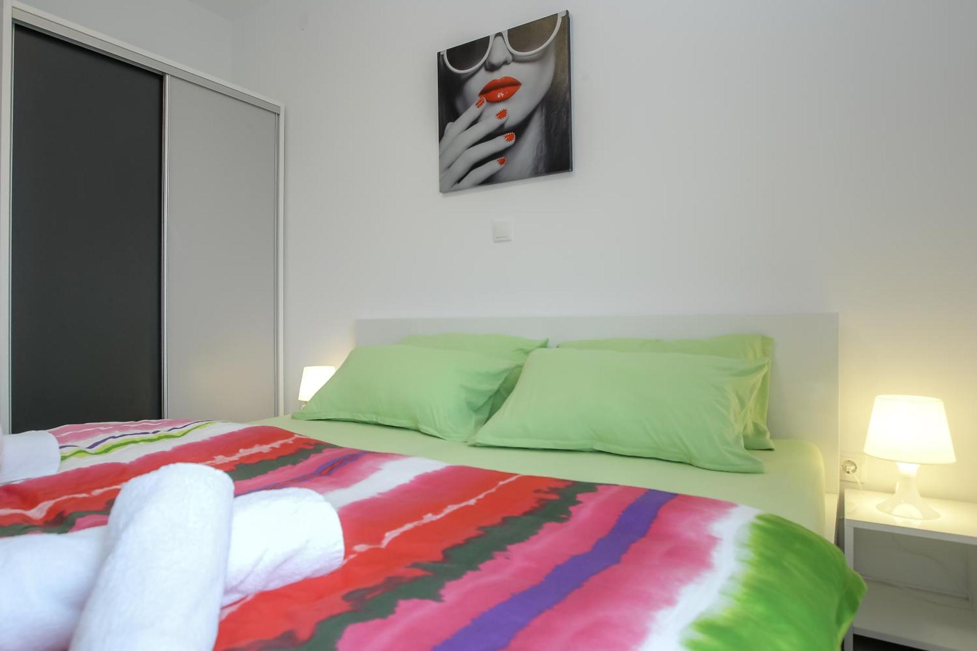 Apartments Tomana Novalja Phòng bức ảnh